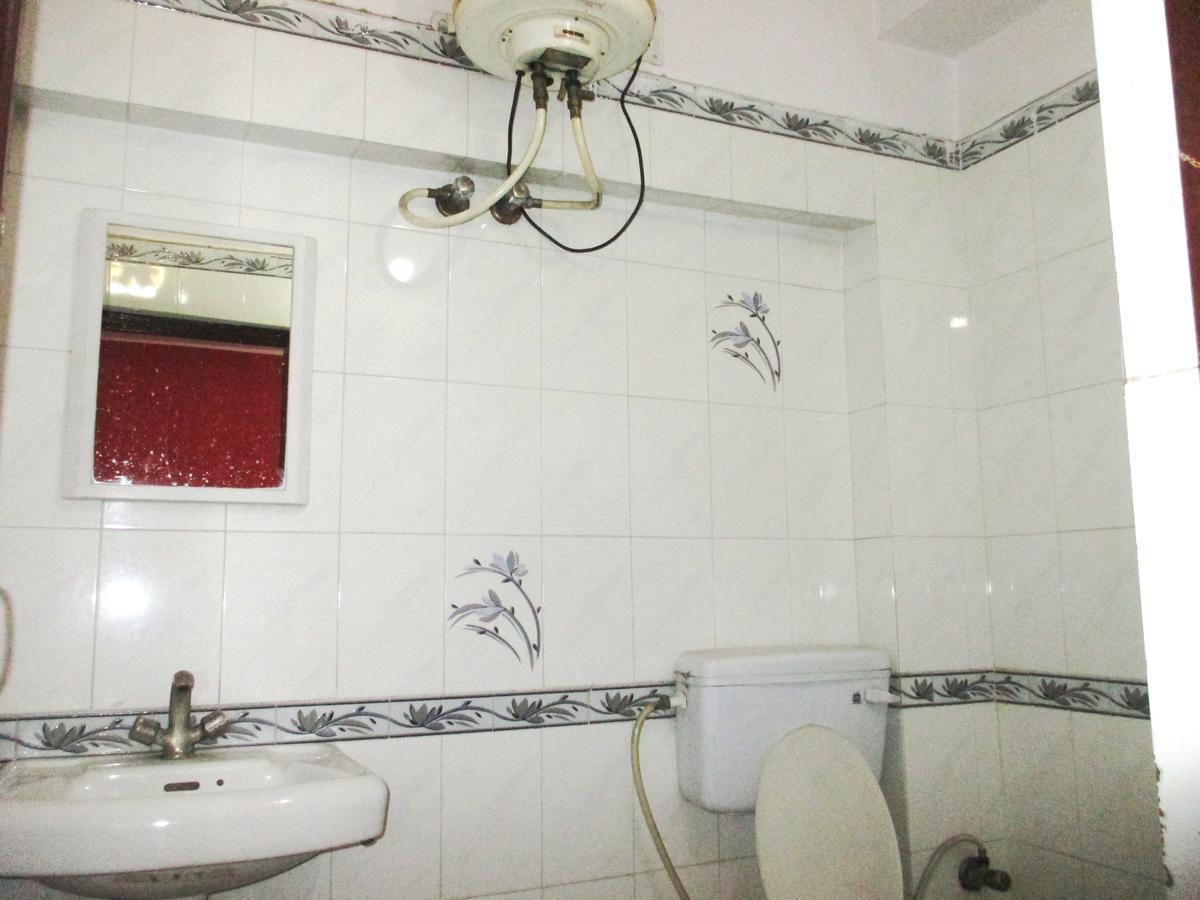 Hotel Shiv Palace Dehradun Bagian luar foto