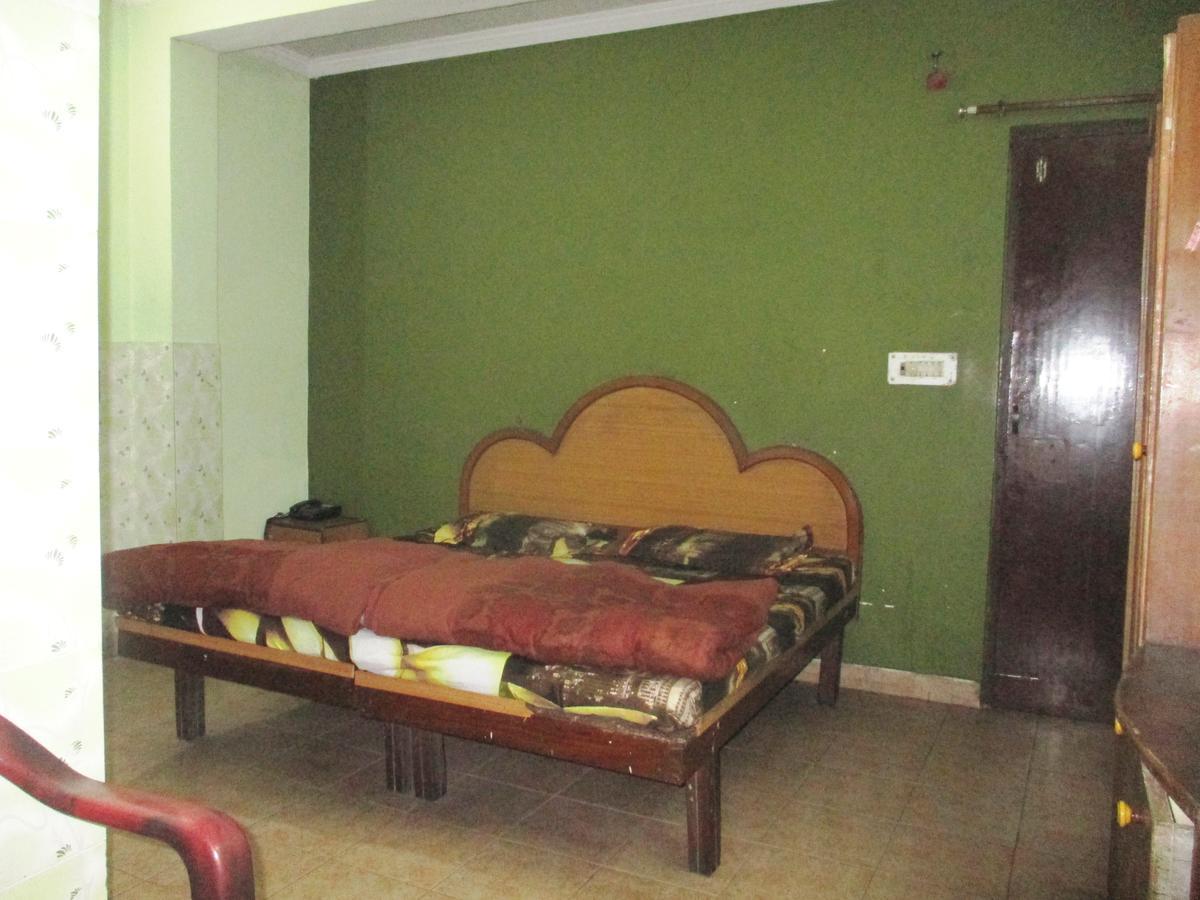 Hotel Shiv Palace Dehradun Bagian luar foto